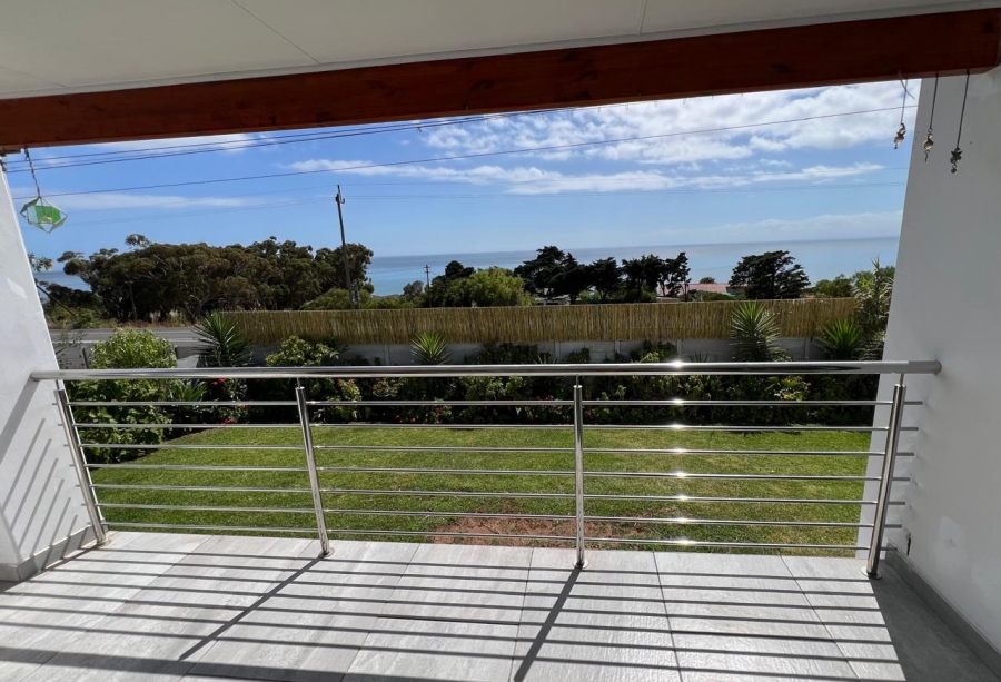 3 Bedroom Property for Sale in Kleinkoornhuis Western Cape